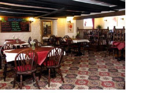 The White Hart Hotel Menheniot エクステリア 写真